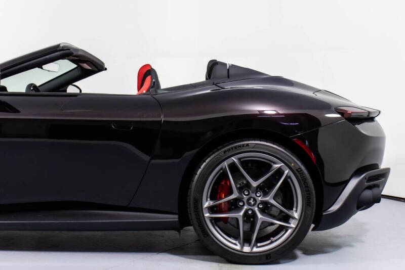 2025 Ferrari Roma Spider