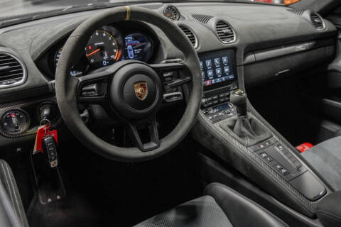 2023 Porsche 718 Cayman GT4 RS