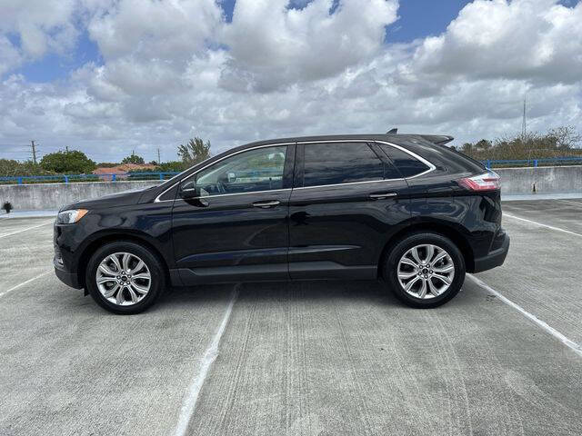 2024 Ford Edge Titanium