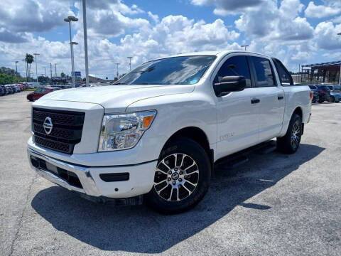 2022 Nissan Titan