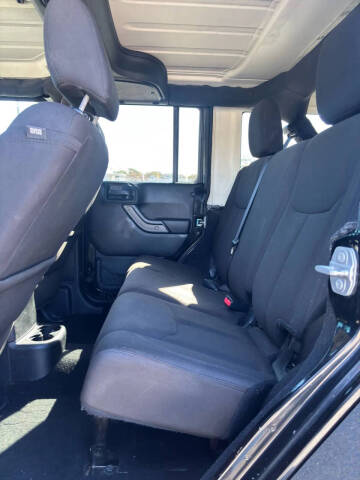 2017 Jeep Wrangler Unlimited Willys Wheeler W