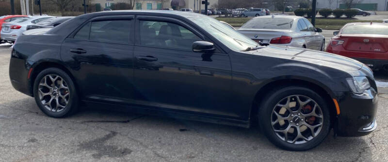 2016 Chrysler 300 S Alloy Edition