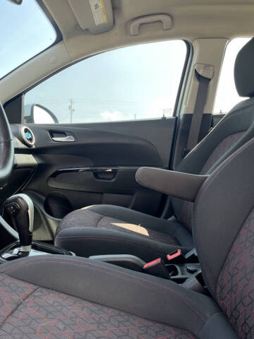 2018 Chevrolet Sonic LT Auto