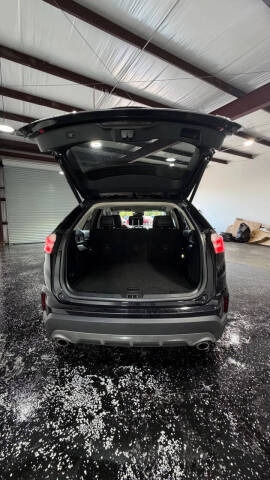 2022 Ford Edge Titanium