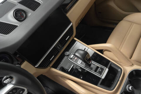 2023 Porsche Cayenne