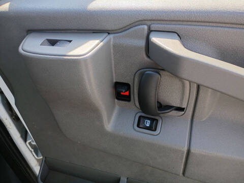 2017 Chevrolet Express 2500