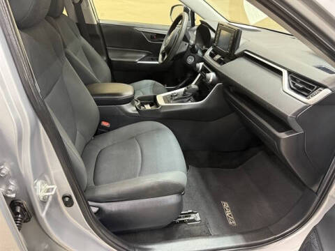 2019 Toyota RAV4 Hybrid LE