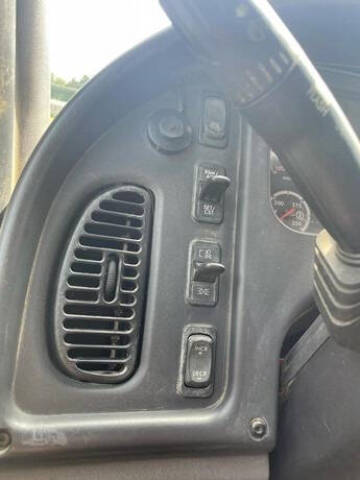 2018 Freightliner Business class M2