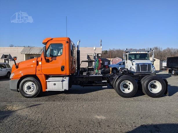 2013 Freightliner Cascadia