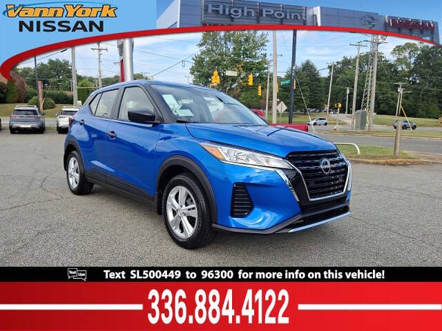 2025 Nissan Kicks Play S