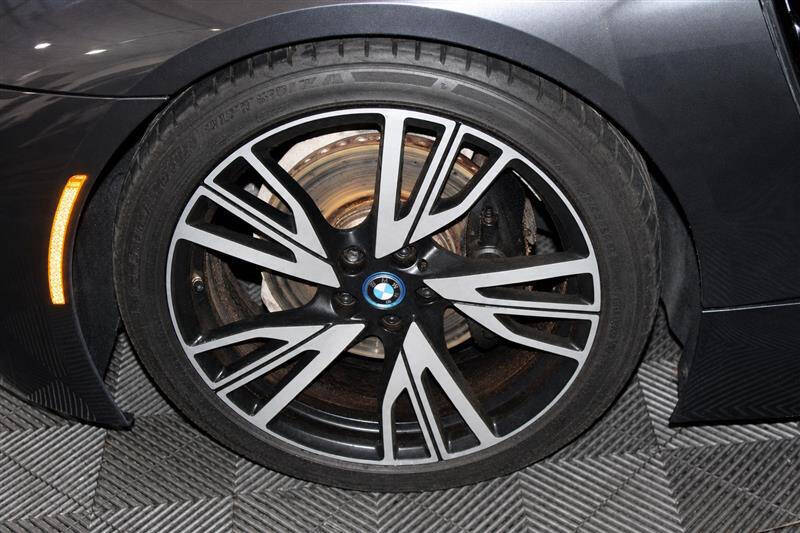 2015 BMW i8