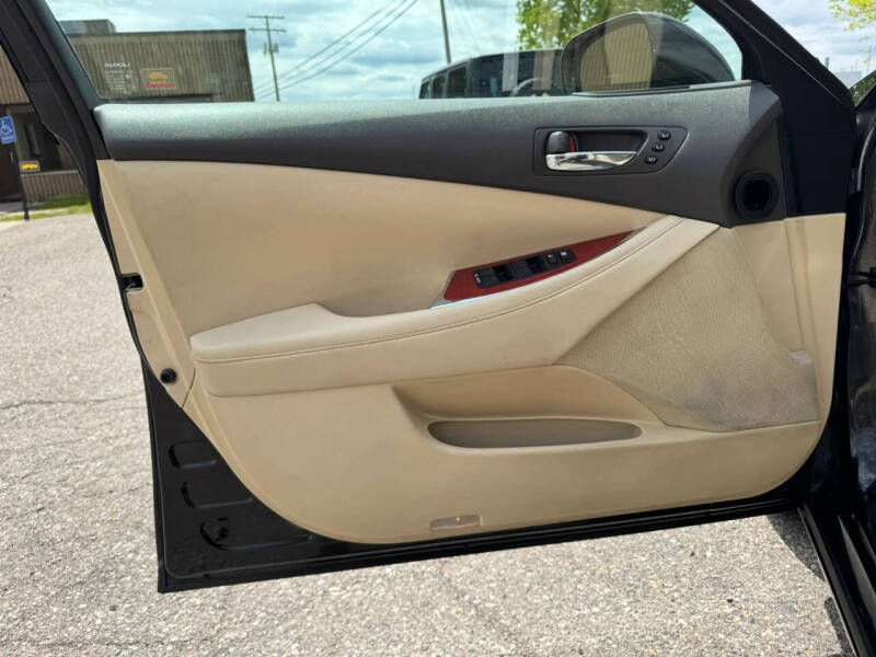 2011 Lexus ES 350
