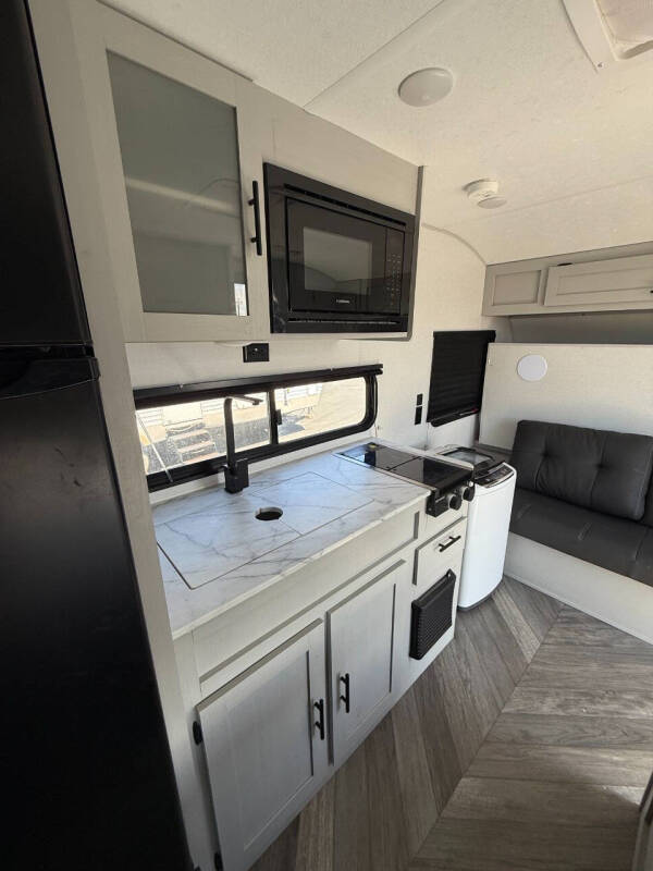 2021 Forest River platinum Salem FS 179DBKX