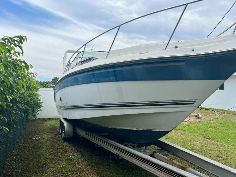 1990 Regal Commodore 265 Cabin Cruiser