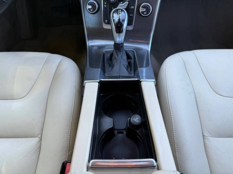 2015 Volvo S60 T5 Drive-E Premier