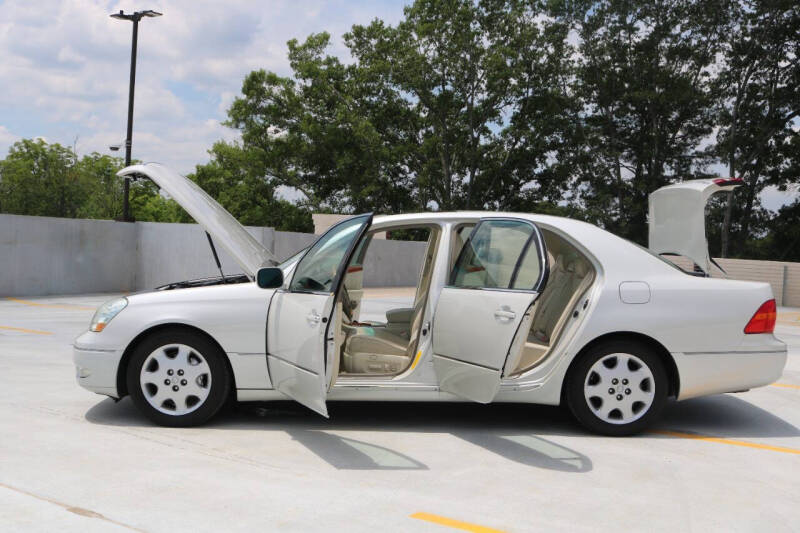 2001 Lexus LS 430