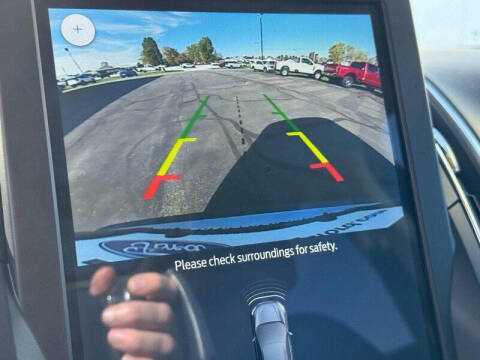 2023 Ford Edge Titanium