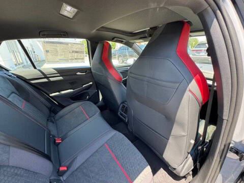2026 Volkswagen Golf GTI SE