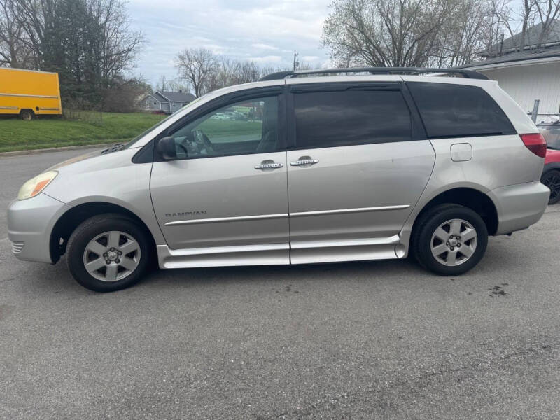 2005 Toyota Sienna CE 7 Passenger