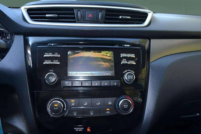 2015 Nissan Rogue S