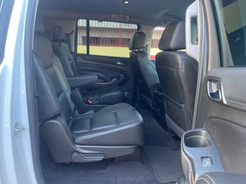 2019 Chevrolet Suburban LT