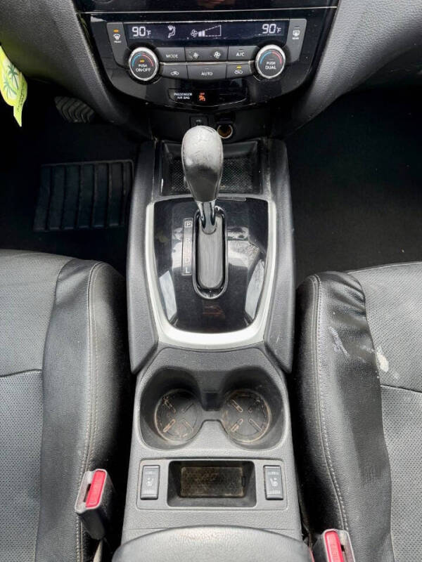 2016 Nissan Rogue SL