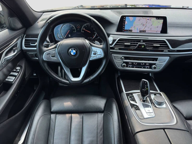 2019 BMW 7 Series 740i