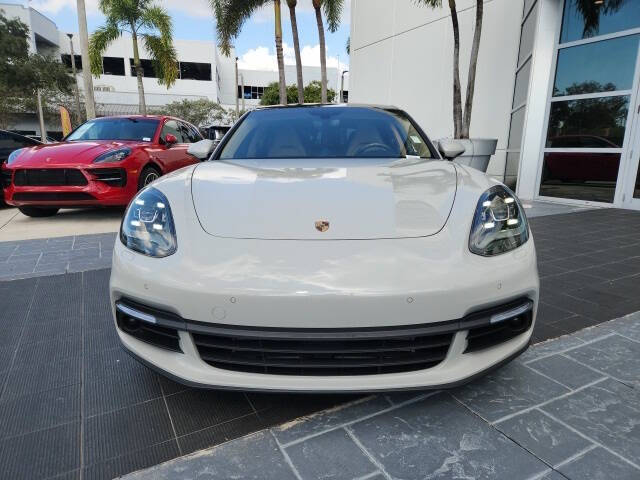 2020 Porsche Panamera