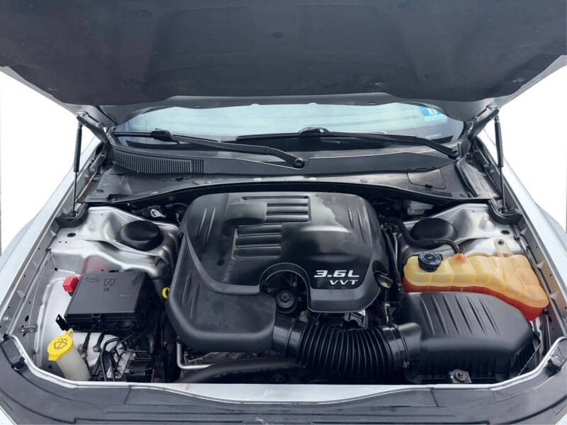 2012 Chrysler 300 Limited