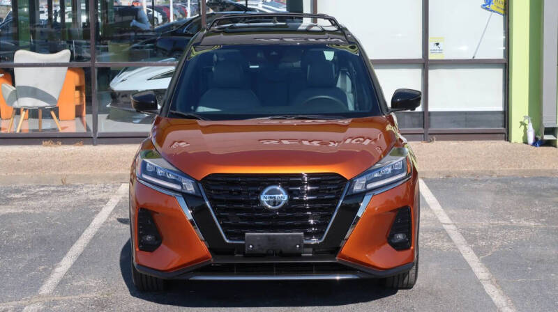 2023 Nissan Kicks SR