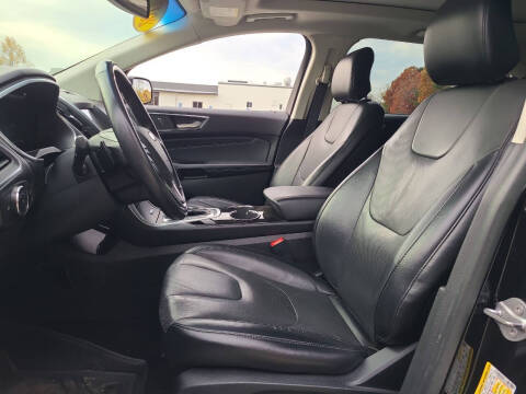 2017 Ford Edge Titanium