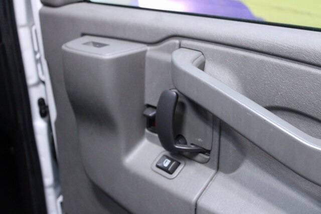 2016 Chevrolet Express LT 3500