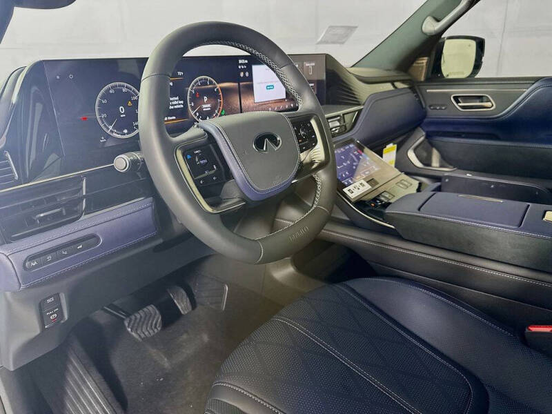 2026 Infiniti QX80 Sport