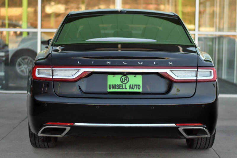 2017 Lincoln Continental Select