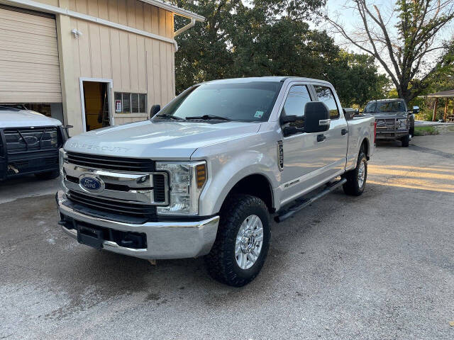 2019 Ford F-250 Super Duty for sale at Sthrn Truck & Auto, LLC. in Weatherford, TX