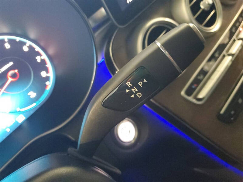 2020 Mercedes-Benz GLC GLC 300