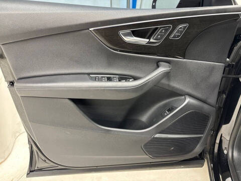 2025 Audi Q8 quattro Premium Plus 55 TFSI