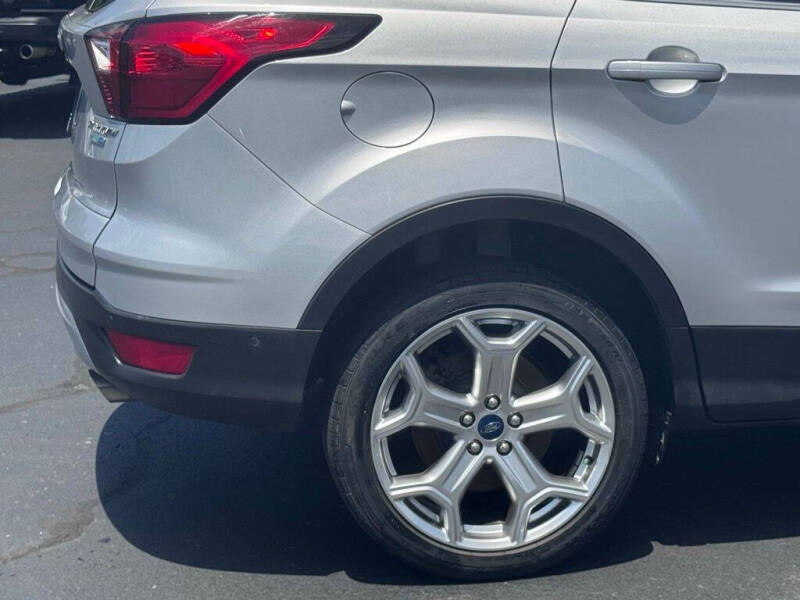 2019 Ford Escape Titanium