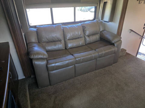 2017 Forest River Cardinal Luxury