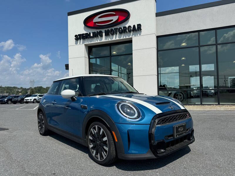 2022 MINI Hardtop 2 Door for sale at Sterling Motorcar in Ephrata PA