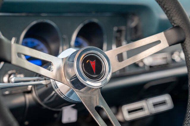 1968 Pontiac GTO 29