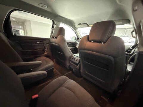2014 GMC Acadia SLE-2