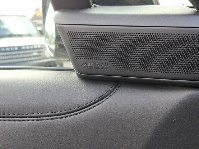 2025 Land Rover Range Rover P530 SE LWB