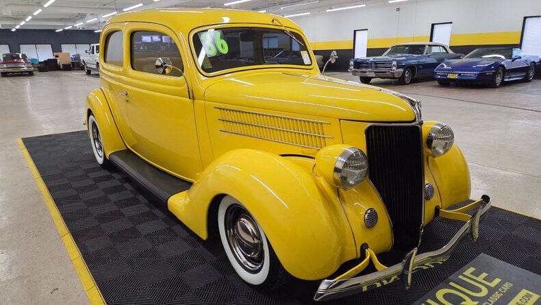 1936 Ford Deluxe