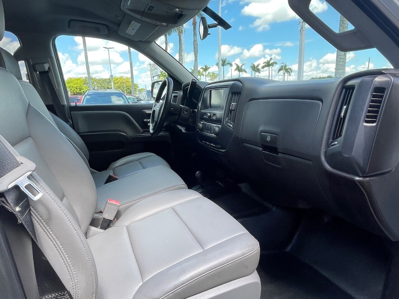 2018 Chevrolet Silverado Pickup - $24,900