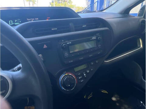 2014 Toyota Prius c