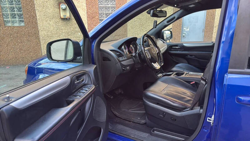 2020 Dodge Grand Caravan GT