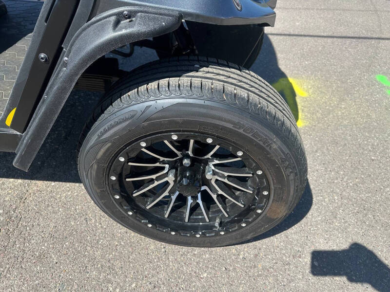 2022 E-Z-GO Liberty