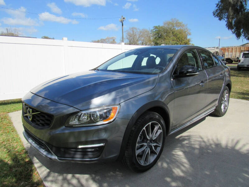 2018 Volvo S60 Cross Country T5 Platinum