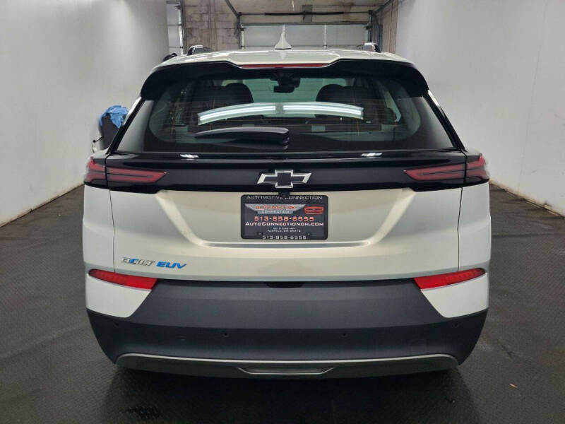 2023 Chevrolet Bolt EUV Premier photo 6